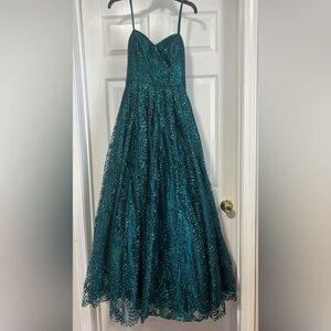 Blondie Nites Green Sequin Formal Dress